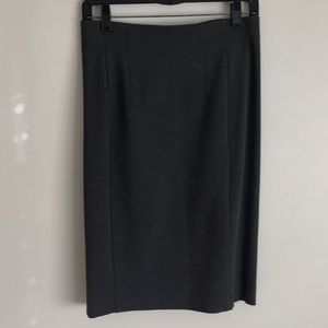 Ann Taylor gray knit skirt
